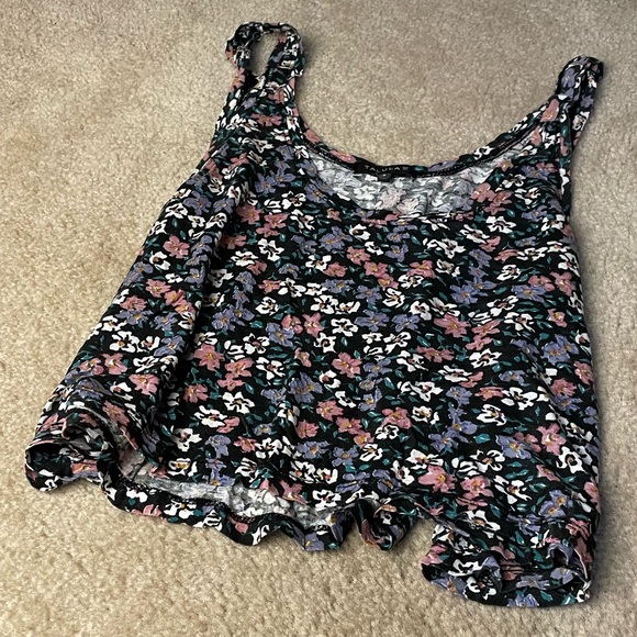 Floral Cropped Tank Top - Small - Picture 2 of 4